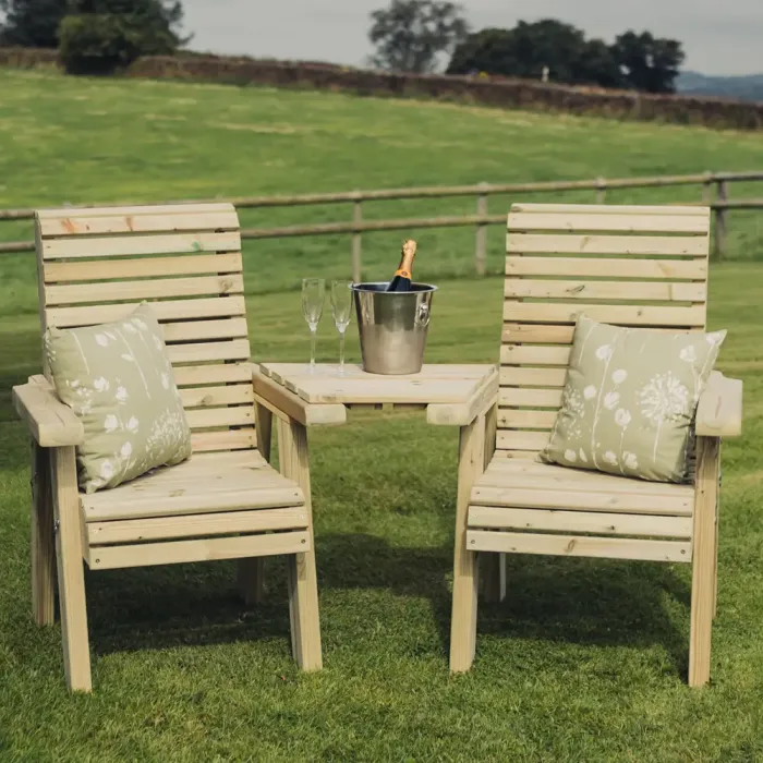 Ergo Loveseat with Angled Tray