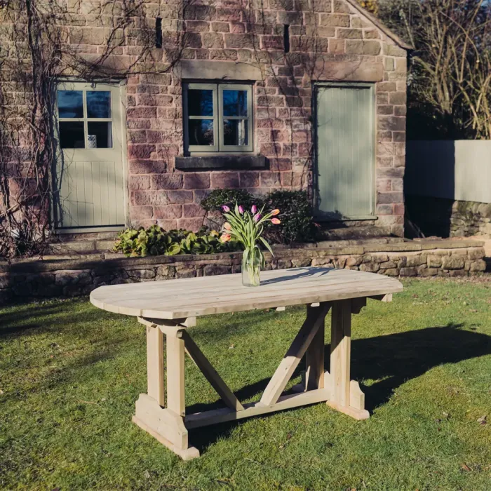 Ergo 6 Seater Table